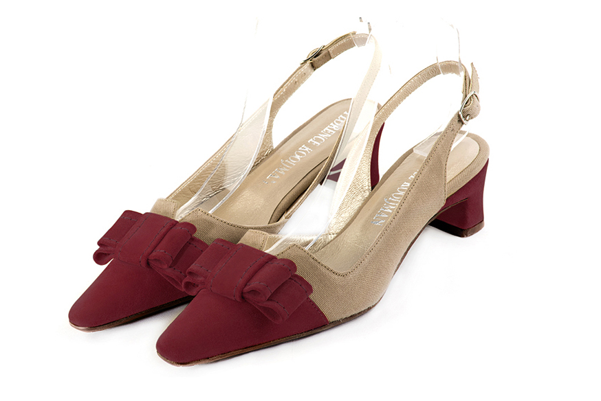 Burgundy red and tan beige women's open back shoes, with a knot. Tapered toe. Low kitten heels. Front view - Florence KOOIJMAN
